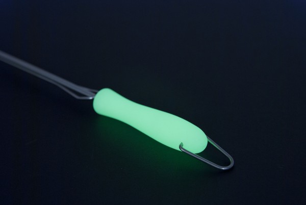 CC1086 Glow-in-the-Dark Telescoping Fork - Styled