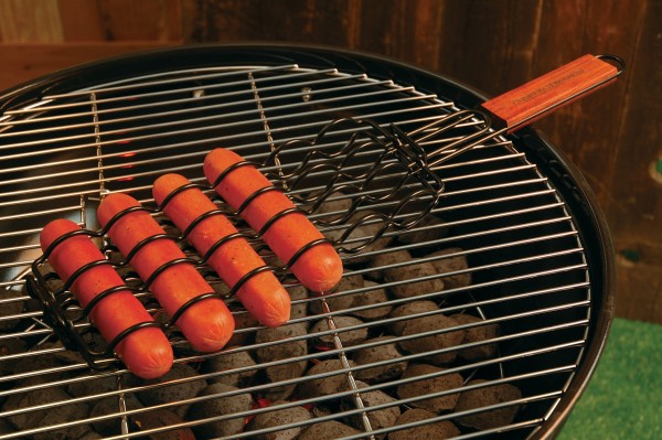 CC3059 Adjustable Sausage Grill Basket - Styled