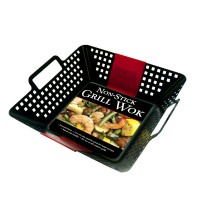 CC3114 Large Grill Wok - Package on White