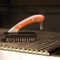 CC4028 Compact Handle Grill Brush - Styled