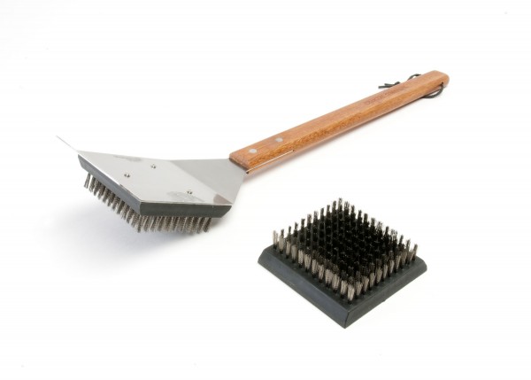 CC4059 Big Head™ Grill Brush w/ Replacement Head - Product on White
