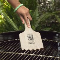 CC4139 Safe Scrape™ PRECISION The Non-Bristle Grill Cleaning Tool! - Product Styled