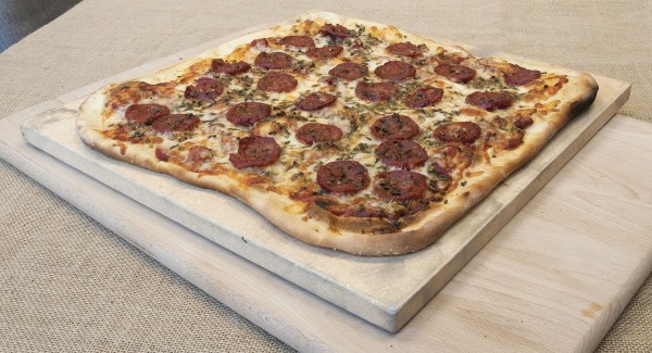 PC0100 Square Pizza Stone - Styled