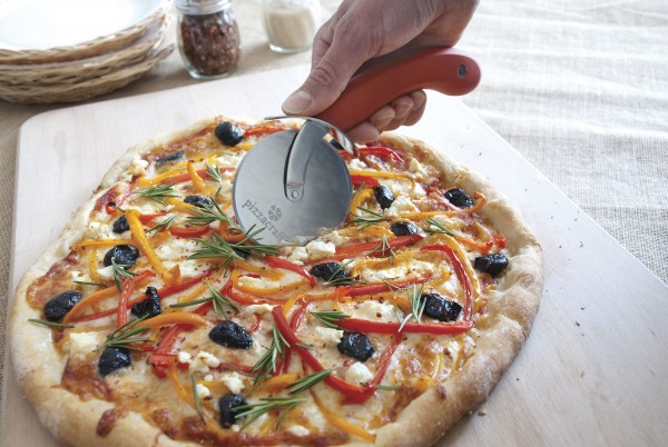 PC0204 Rolling Pizza Cutter - Styled