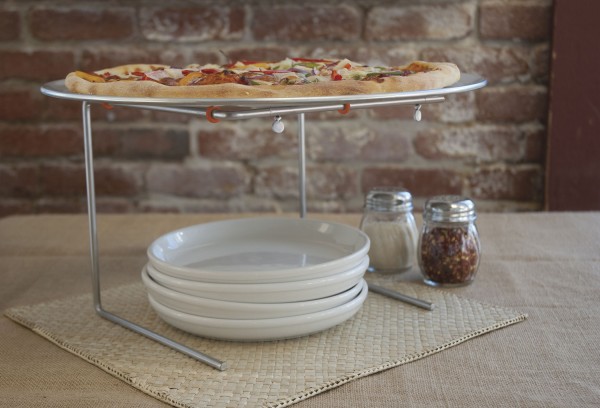 PC0404 16" Pizza Pan & Serving Stand Set - Styled