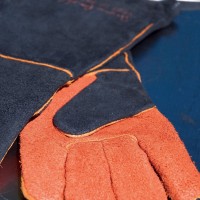 SR8038 Extra-Long Suede Gloves - Styled