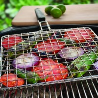 SR8126 All-Purpose Grilling Basket - Styled